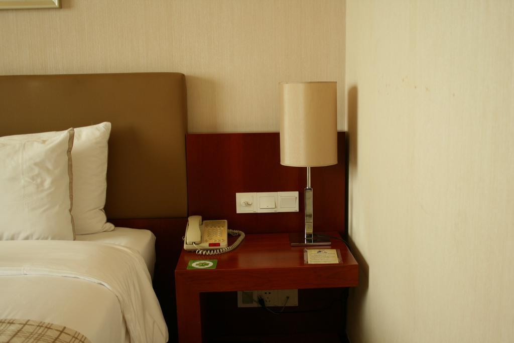 Merryland Traders Hotel Changshu Δωμάτιο φωτογραφία